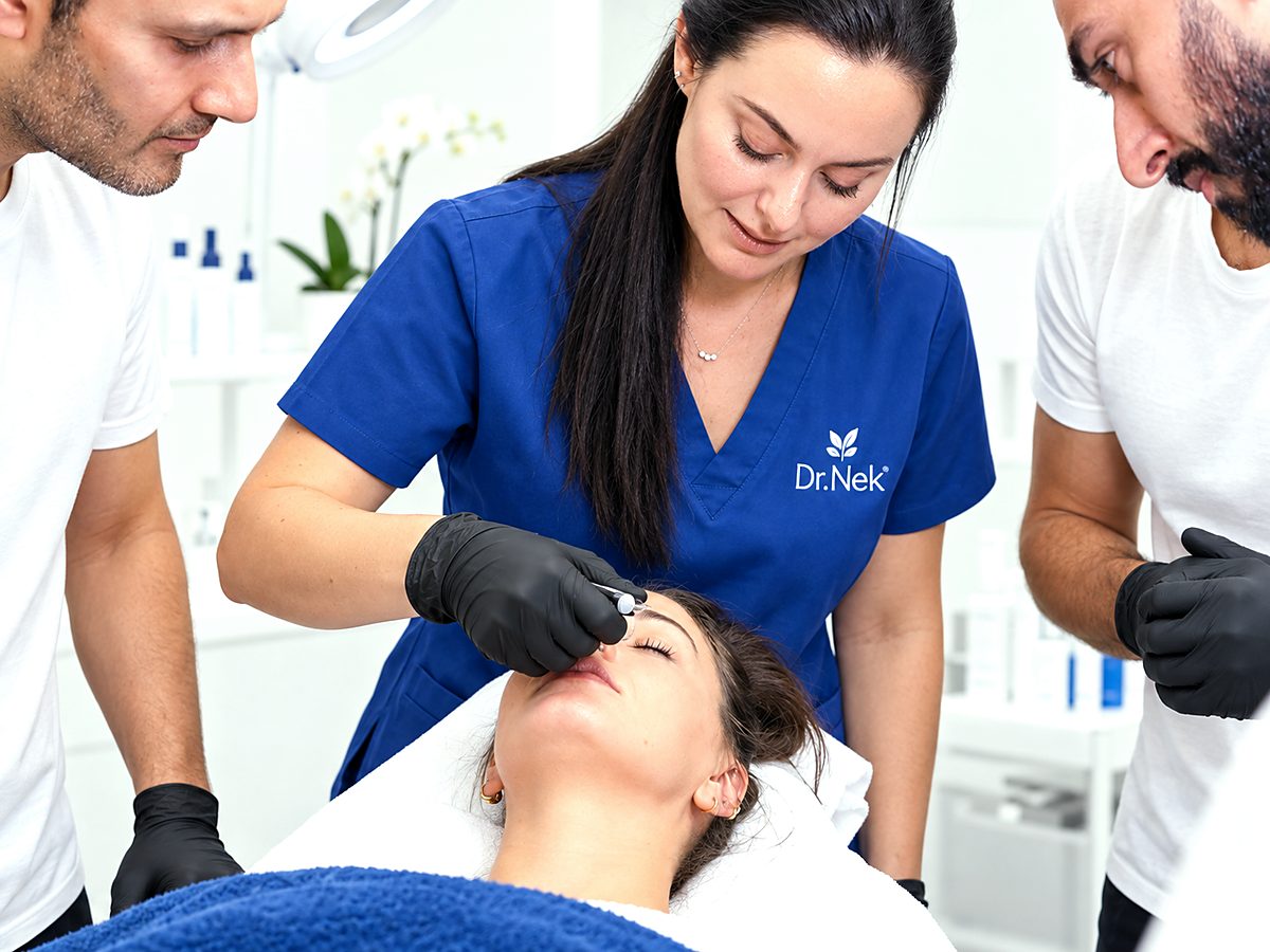 Aprenda microneedling con dermapen
